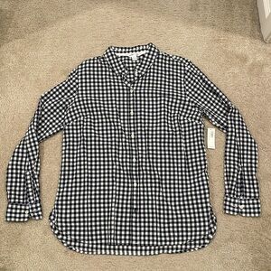 Old Navy women plaid shirt size L NWT